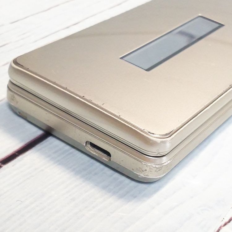 docomo SH-02L AQUOS �������� �������  001
