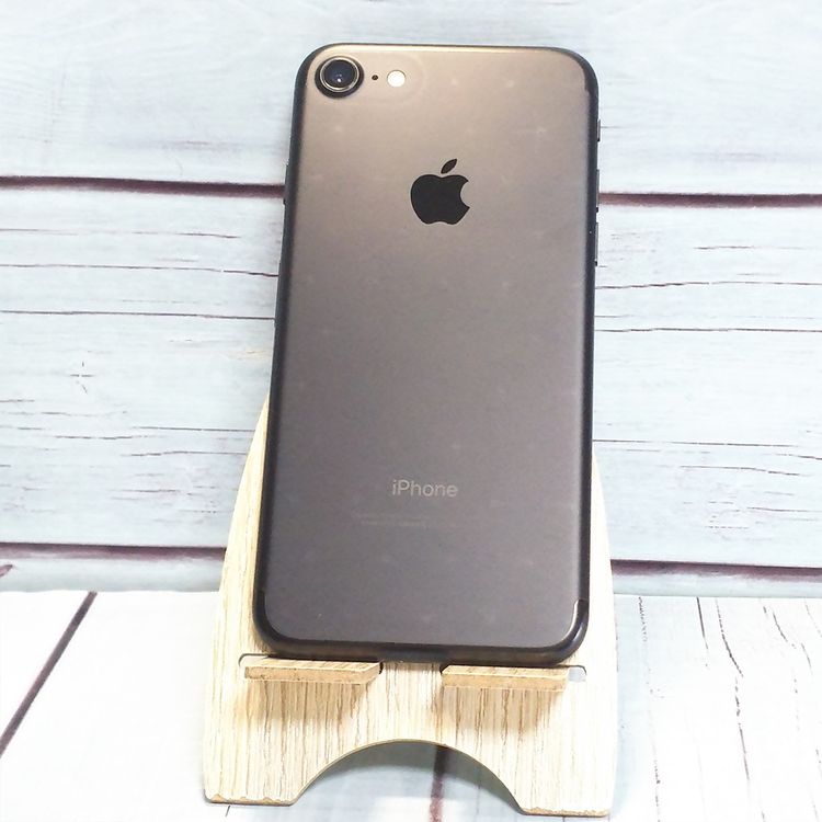 SoftBank iPhone7 32GB �֥�å�  077