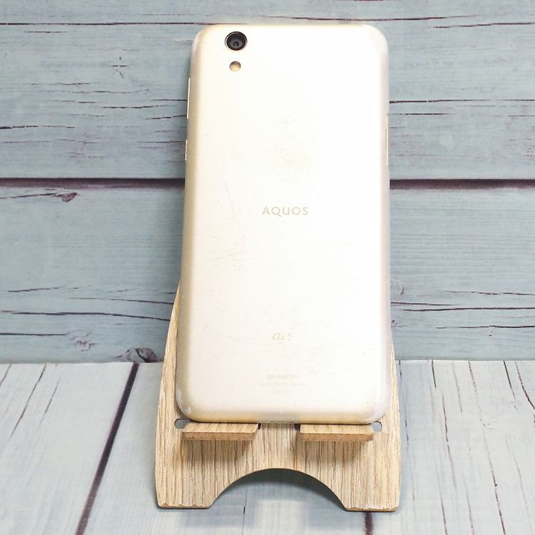 au AQUOS sense SHV40 �ۥ磻��Silky White  714