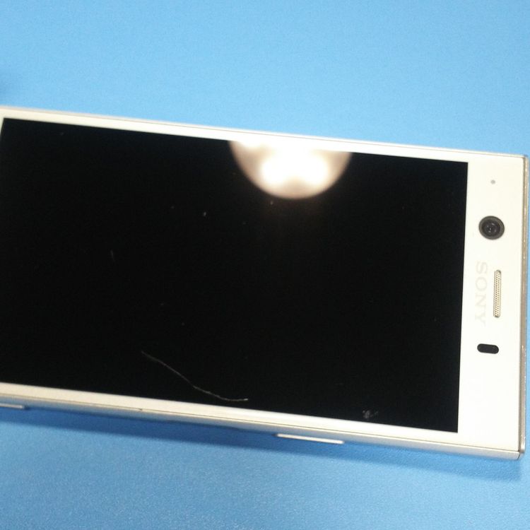docomo Xperia XZ1 Compact SO-02K white 113