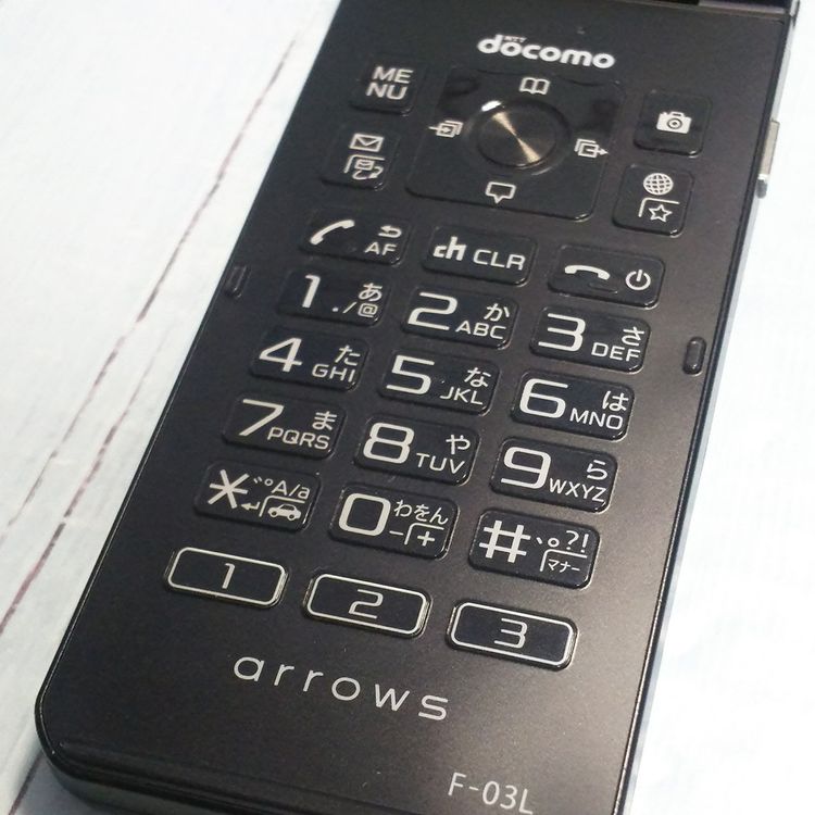 docomo arrows �ٻ��� �������� F-03L �֥�å�  350