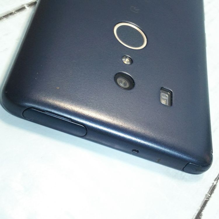 docomo arrows Be3 F-02L �֥�å�  843