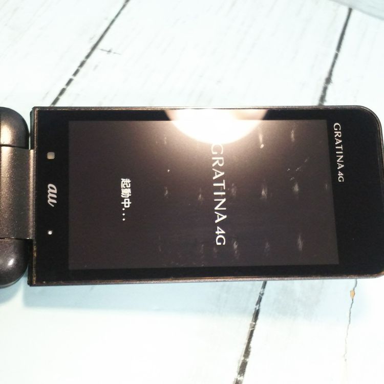 KYOCERA au GRATINA 4G BLACK KYF31  550