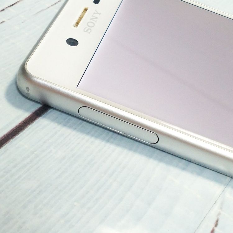 SoftBank 502SO SONY Xperia X Performance �ۥ磻��  128