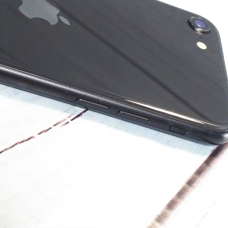 au iPhoneSE ��2���� 64GB �֥�å�  889