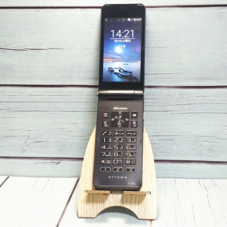 docomo arrows �ٻ��� �������� F-03L �֥�å�  263