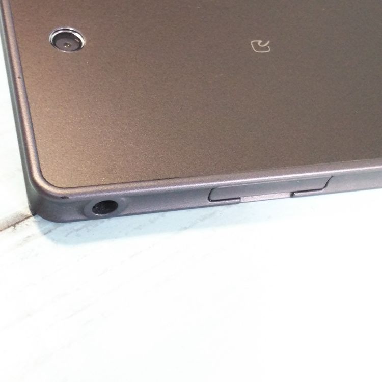 docomo arrows Tab F-02K Black �֥�å�  518