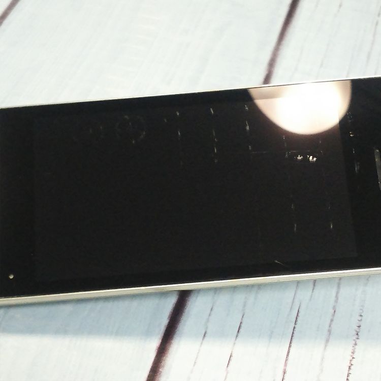 docomo SH-02L AQUOS �������� �������  736