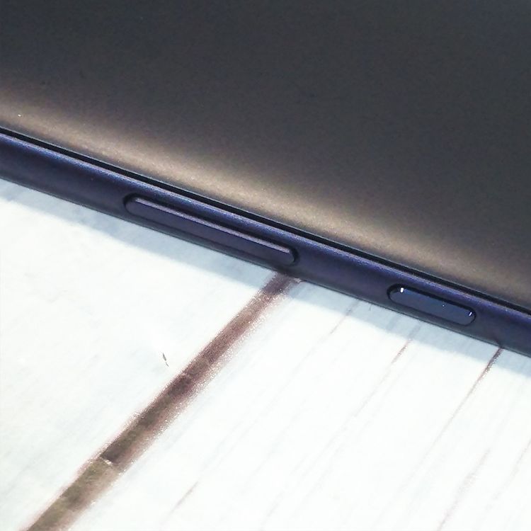 au Qua phone QZ ������ KYV44 ����ǥ���  181