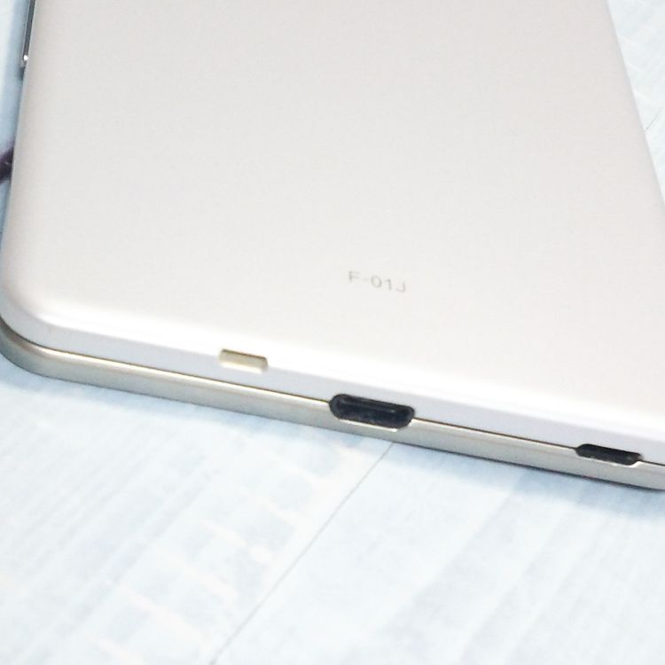 docomo FUJITSU Arrows NX F-01J �ۥ磻�� [������]  798