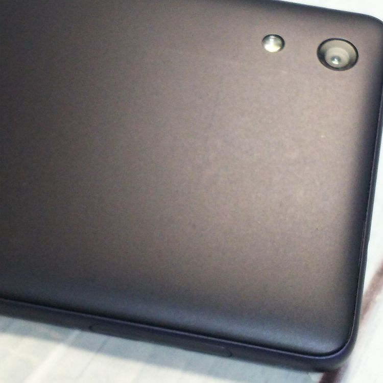 au Qua phone QZ ������ KYV44 ����ǥ���  381