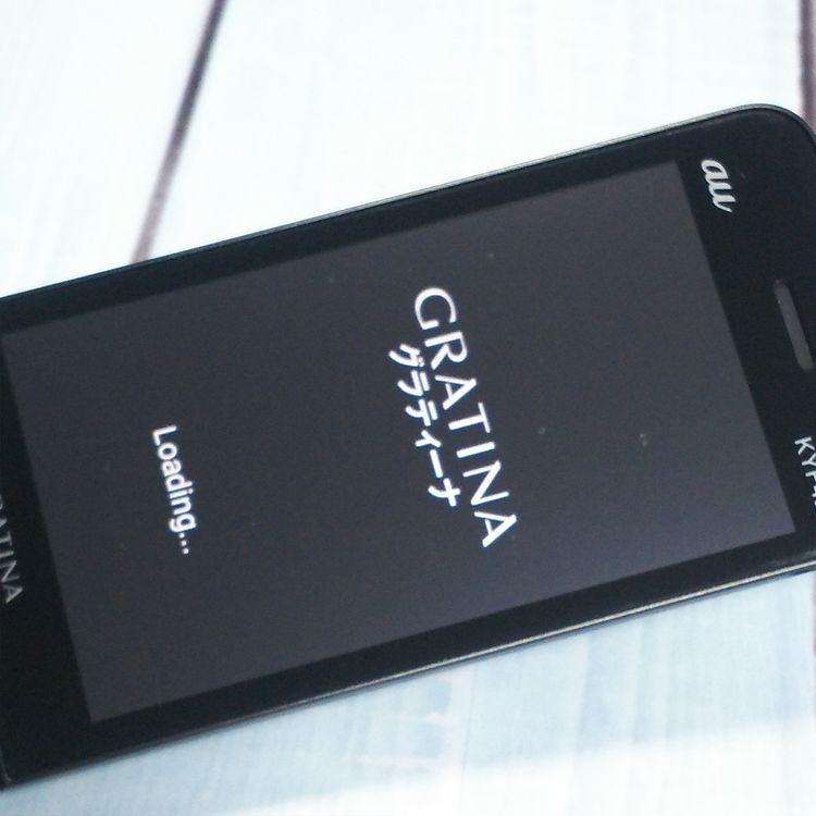 au GRATINA KYF42 �֥�å� ������ SIM���å�  142