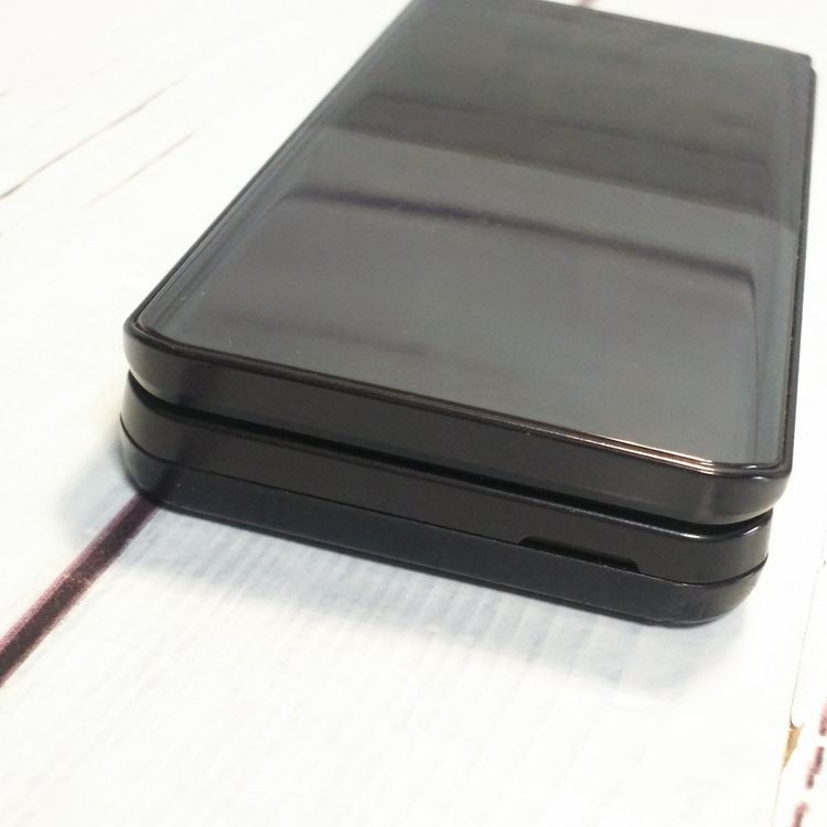 docomo arrows �ٻ��� �������� F-03L �֥�å�  639