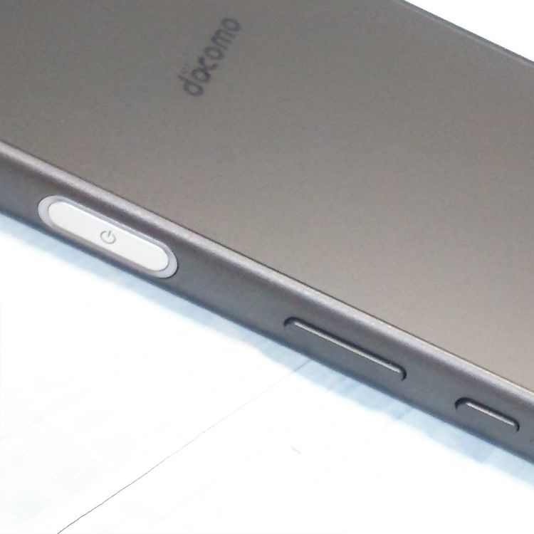 docomo Xperia Z5 Compact SO-02H Black  058