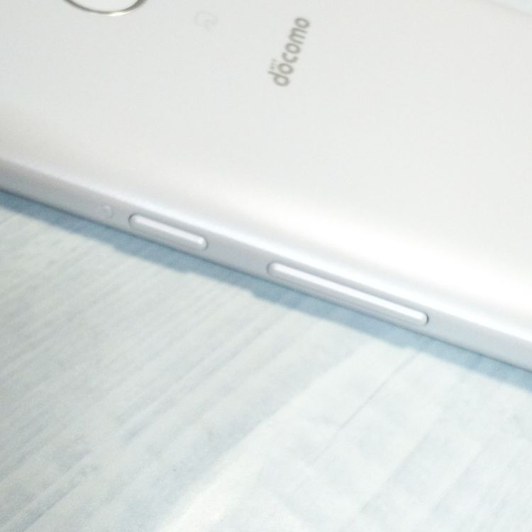 �ٻ��� docomo arrows Be4 F-41A �ۥ磻��  527