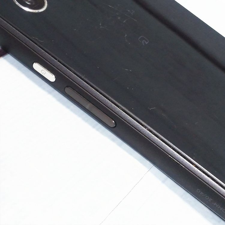 SHARP au AQUOS SERIE mini SHV33 �֥�å�  250