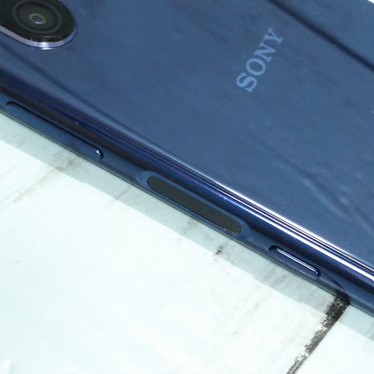 au Xperia5 SOV41 �֥롼  835