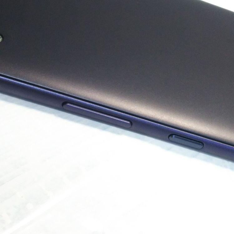 au Qua phone QZ ������ KYV44 ����ǥ���  218