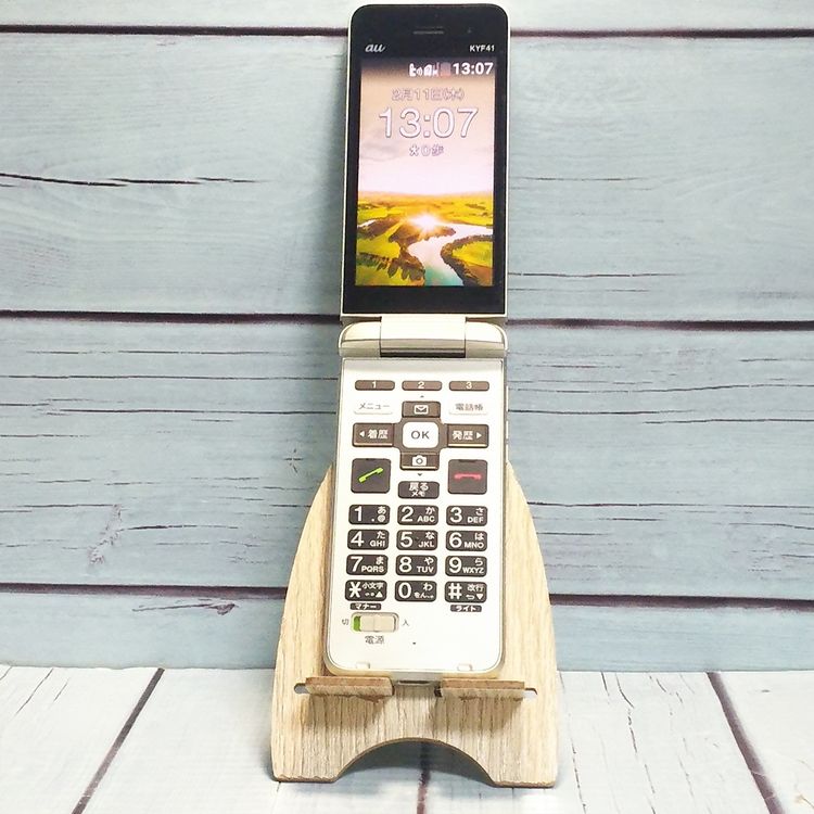 au ���󤿤󥱡����� ������ KYF41 �����ѥ󥴡����  189