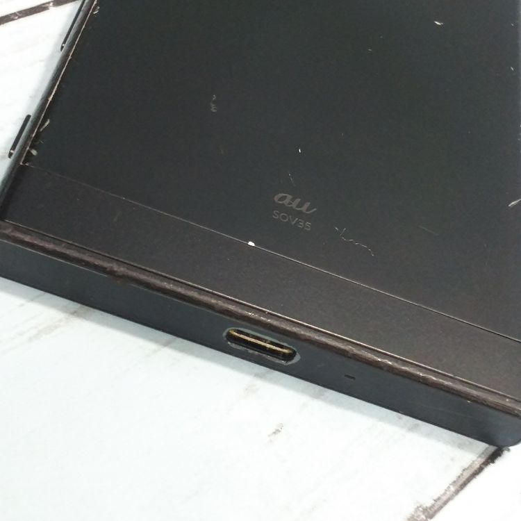 SONY Xperia XZs SOV35 au �֥�å�  882