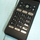 KYOCERA au GRATINA 4G BLACK KYF31  886