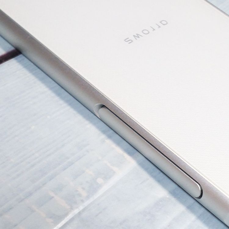 docomo arrows SV F-03H White  599