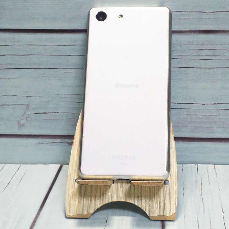 docomo Xperia Ace SO-02L �ۥ磻��  980