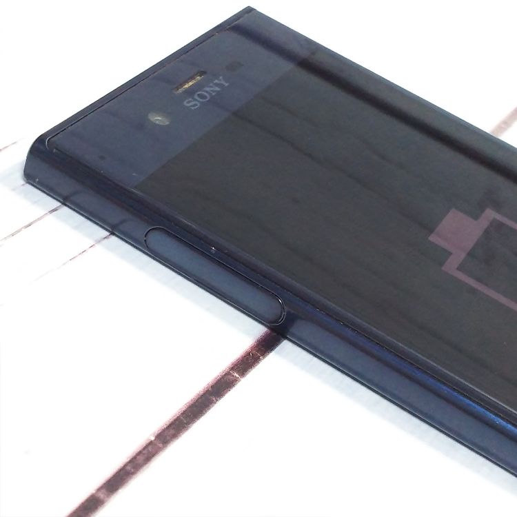 SoftBank Xperia XZ 601SO �ե��쥹�ȥ֥롼  133