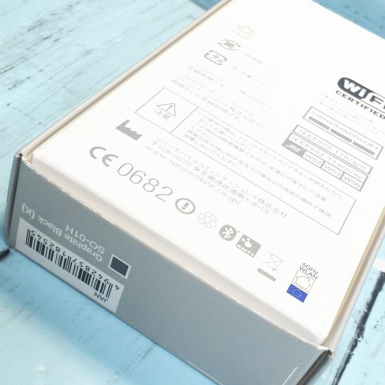 docomo Xperia Z5 SO-01H ����ե����ȥ֥�å�  915