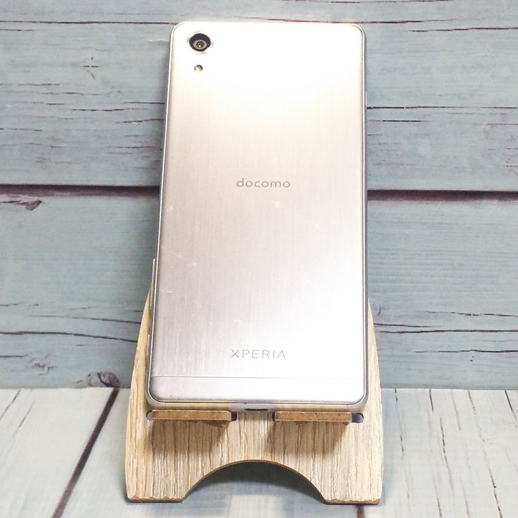 docomo Xperia X Performance SO-04H С []  203