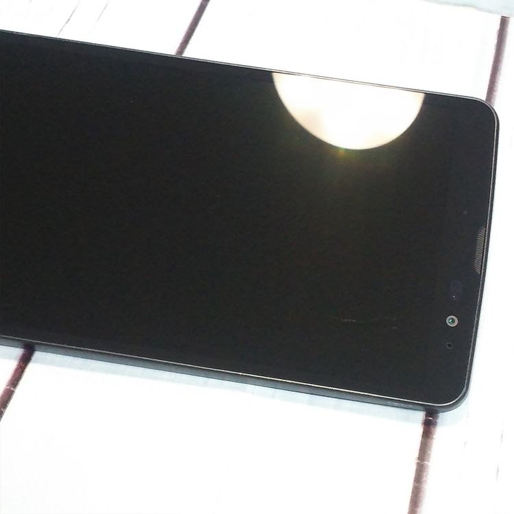 au LG isai vivid LGV32 �쥶���֥�å�  652