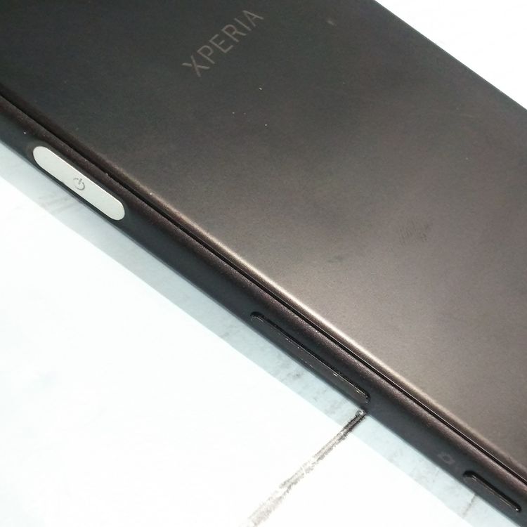 SONY Xperia XZs SOV35 au �֥�å�  879