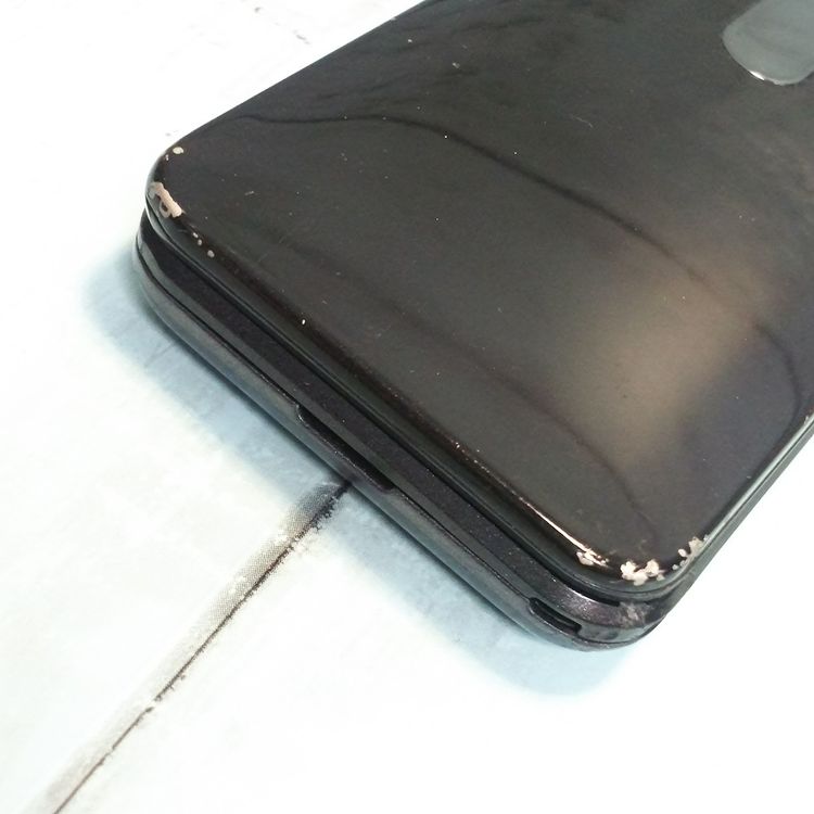 KYOCERA au GRATINA 4G BLACK KYF31  395