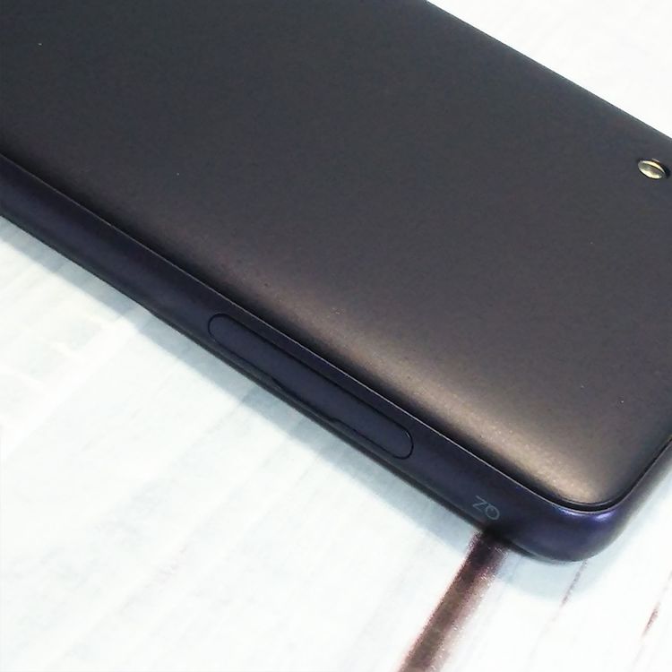 au Qua phone QZ ������ KYV44 ����ǥ���  042