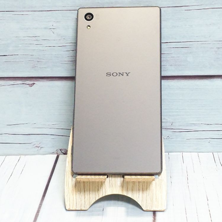 SONY au Xperia Z5 SOV32 GraphiteBlack  433