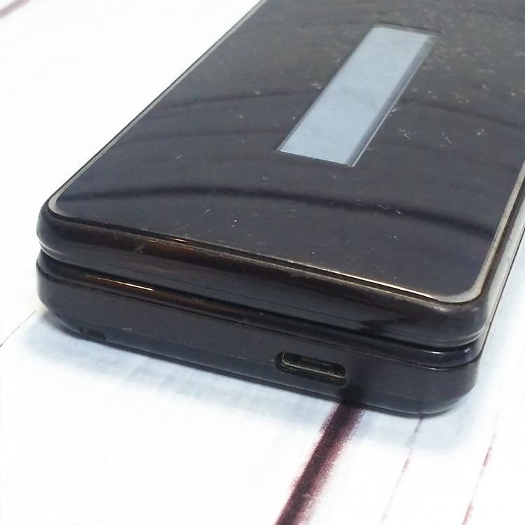 docomo SH-02L AQUOS SHARP �������� �֥�å�  678