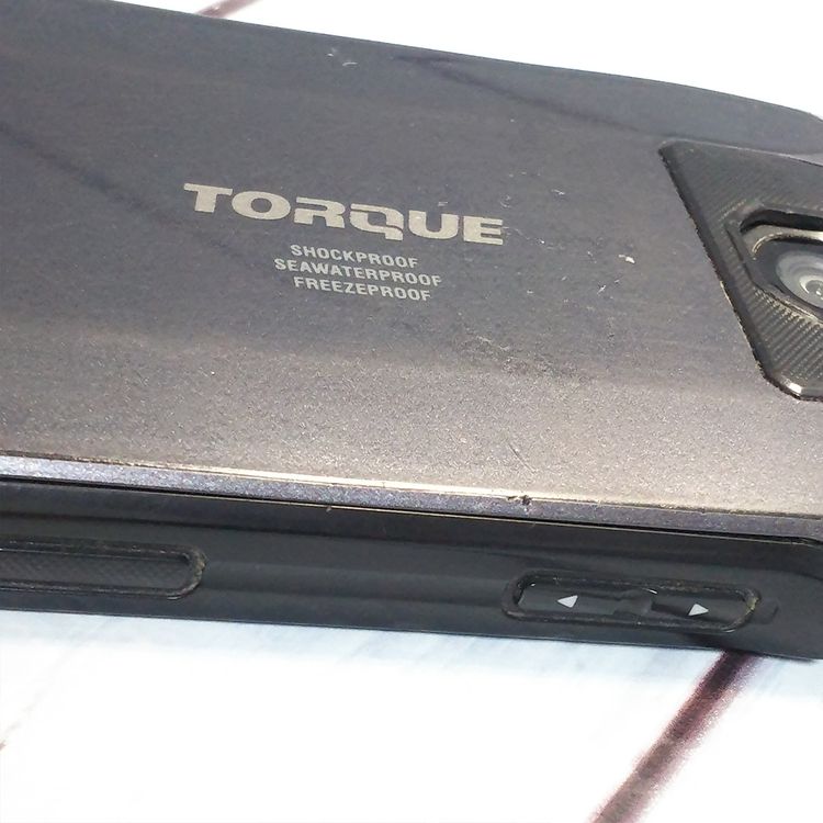 au ������ TORQUE G04 �֥�å� KYV46  208