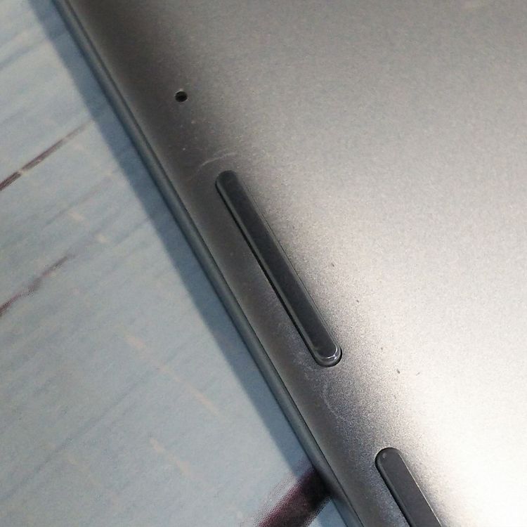 docomo dtab Compact d-02K С HUAWEI  875