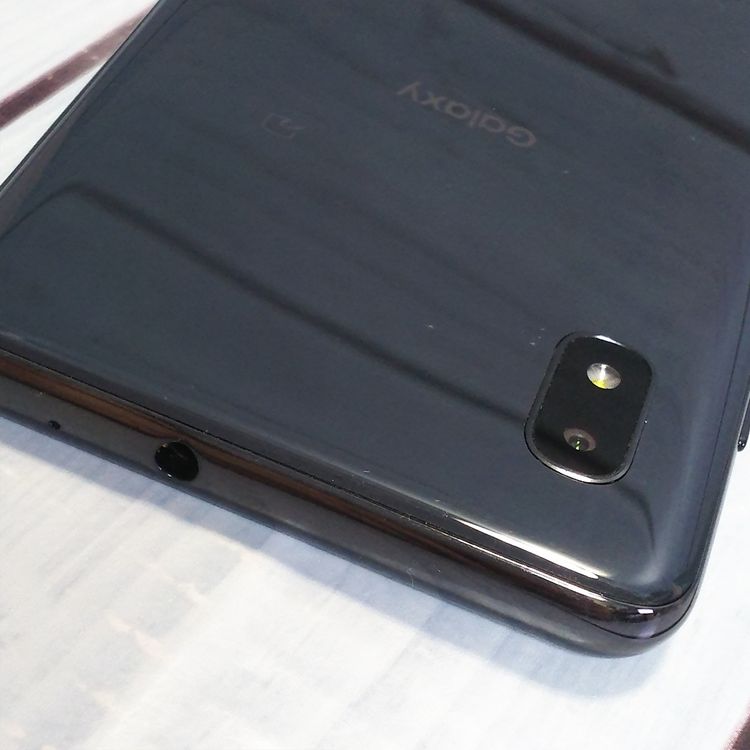 au Galaxy A20 SCV46 Black  410