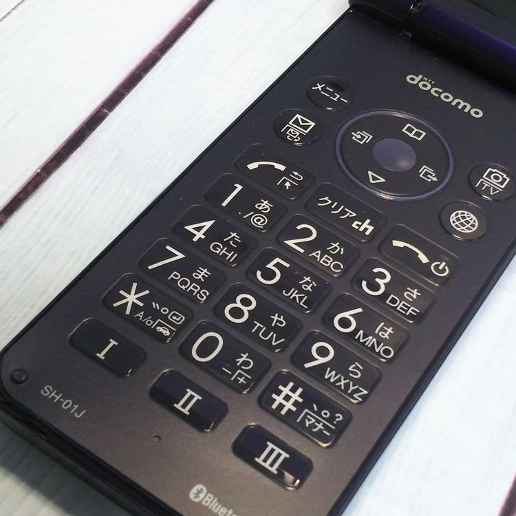 docomo AQUOS SH-01J �֥롼�֥�å� �ͥ��ӡ� �������� SHARP  692