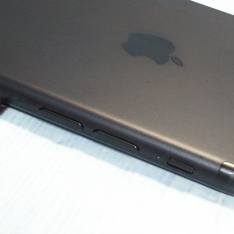 SoftBank iPhone7 32GB �֥�å�  867