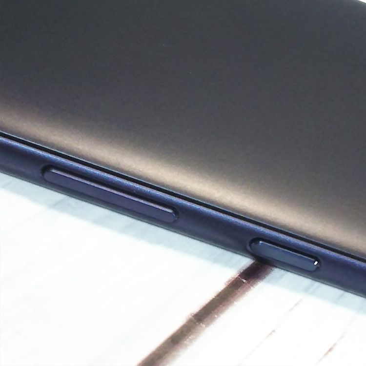 au Qua phone QZ ������ KYV44 ����ǥ���  124