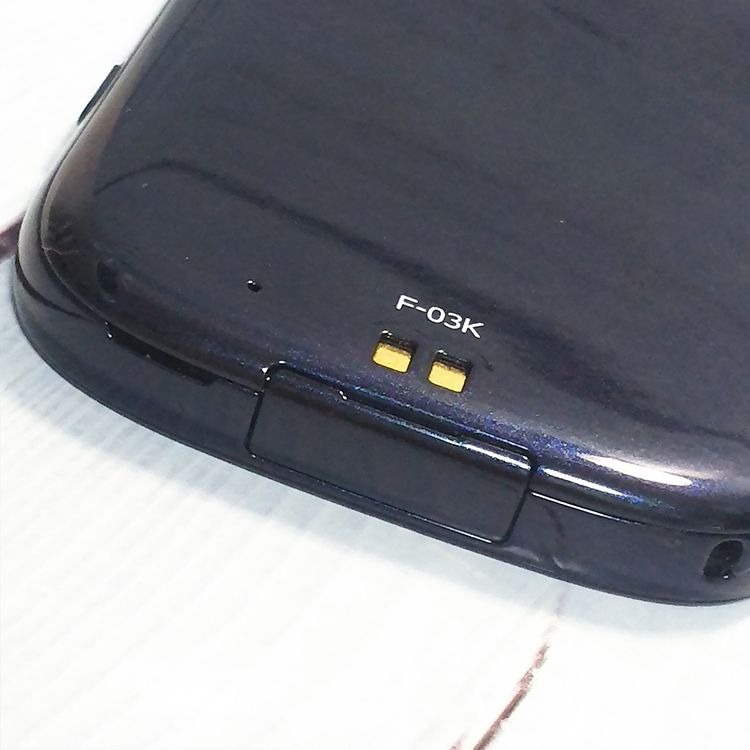 docomo F-03K black �餯�餯���ޡ��ȥե��� me  750