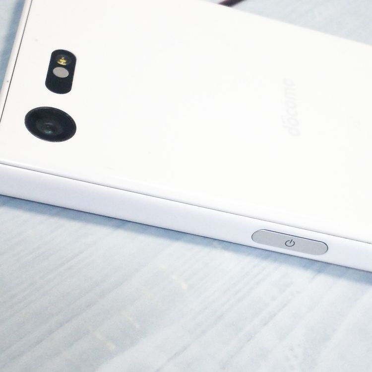 docomo Xperia X Compact SO-02J �ۥ磻��  073