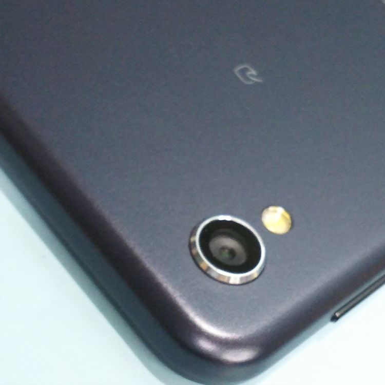 au AQUOS sense2 SHV43 Nuance Black  723