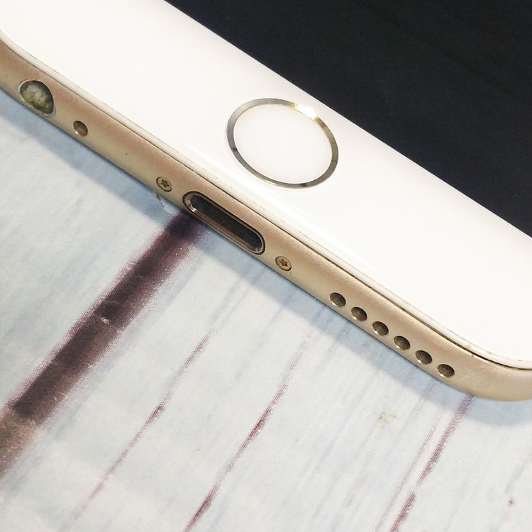 softbank iPhone6 64GB ������� 820