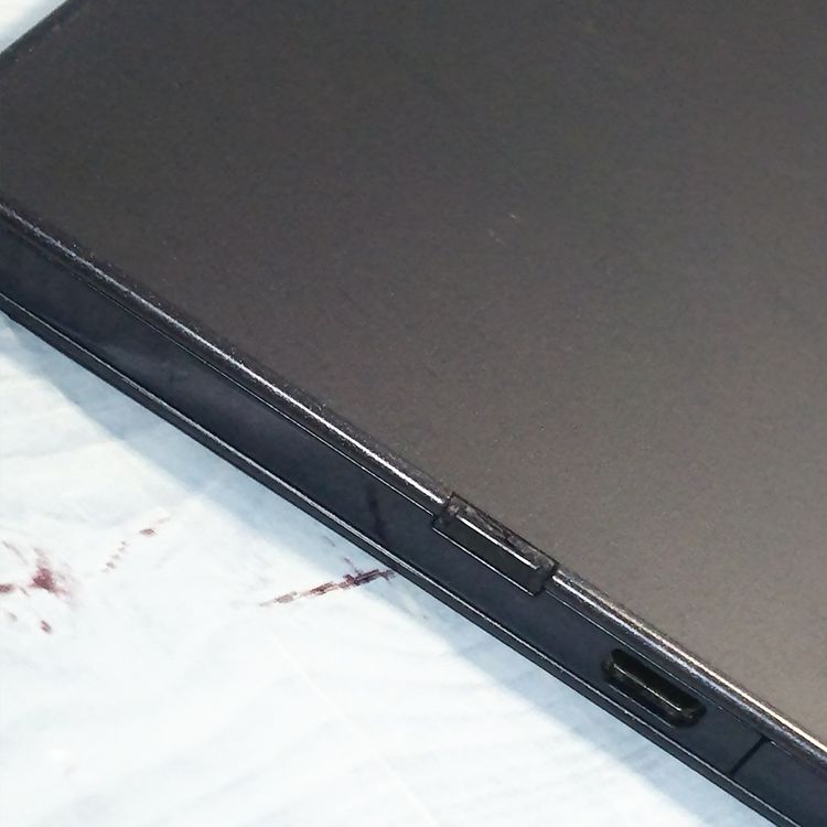 docomo FUJITSU ARROWS Tab 32GB �֥�å� F-04H  012