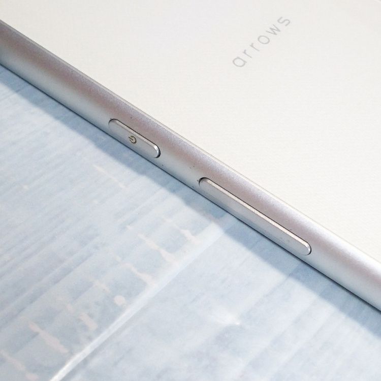 docomo arrows SV F-03H White  277