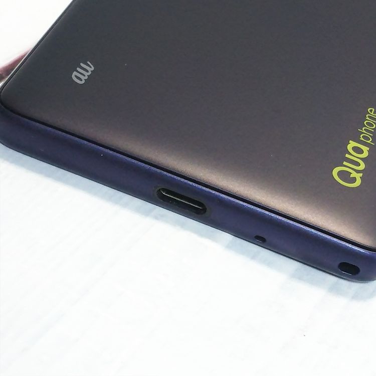 au Qua phone QZ ������ KYV44 ����ǥ���  567