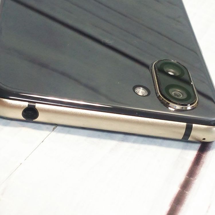 docomo AQUOS R3 SH-04L SHARP �֥�å� [������]  176